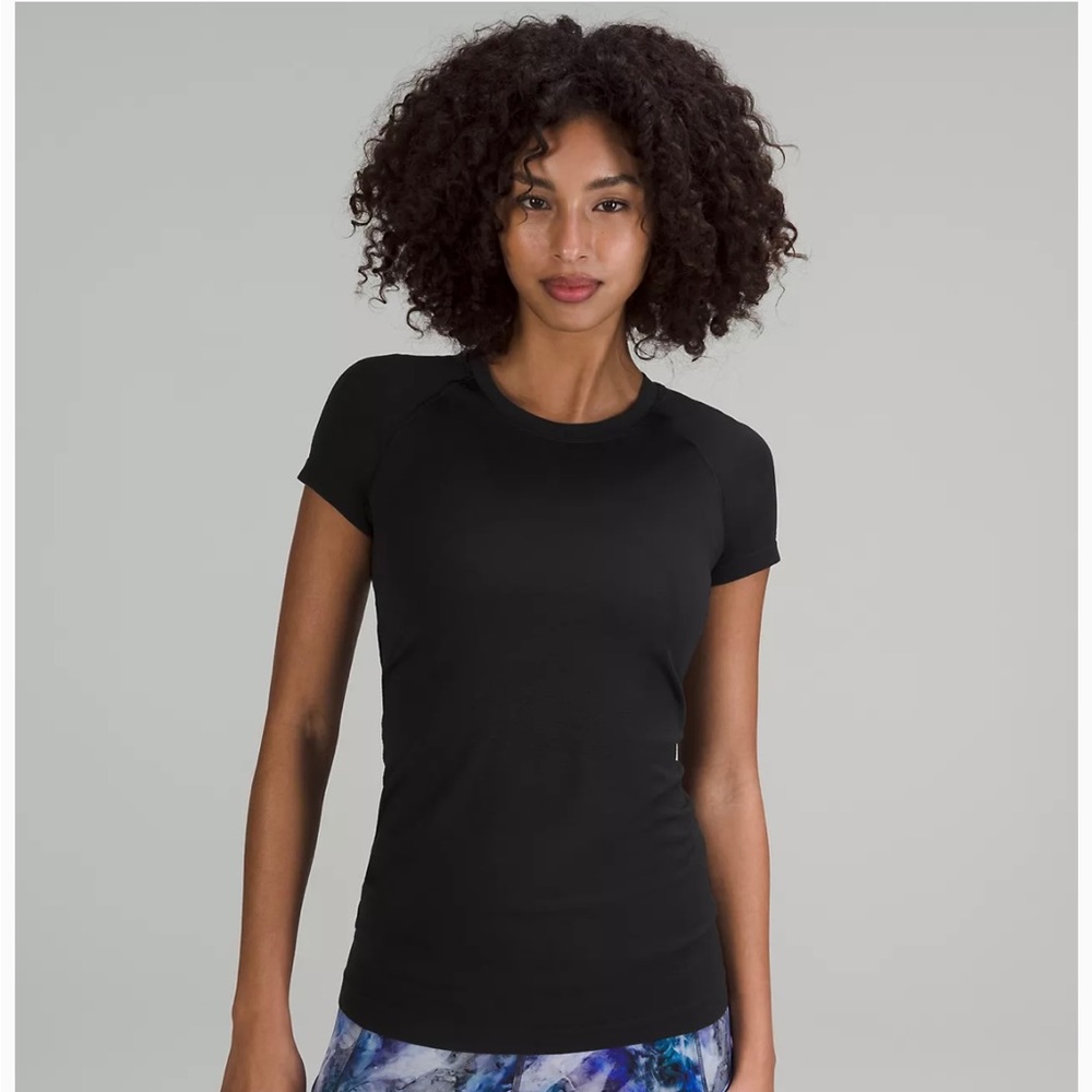 Lululemon swiftly tech short sleeve shirt size 2